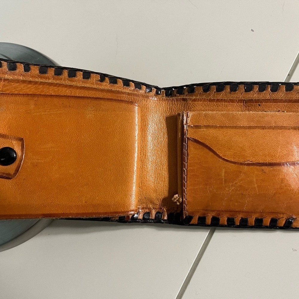 Vintage Mexico Bifold Wallet Brown Tooled Leather Aztec Calendar Handcrafted - Picture 2 of 6